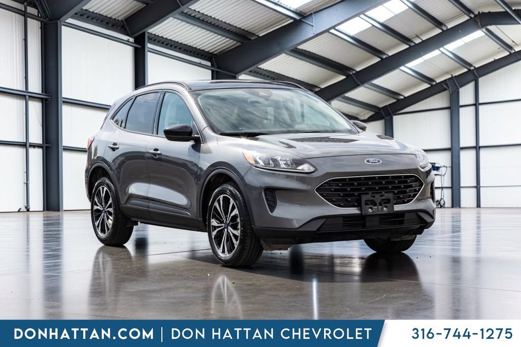 Used 2022 Ford Escape SE w/ SE Sport Appearance Package AWD/4WD image 26
