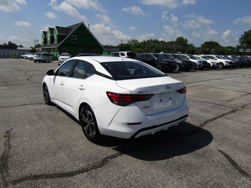 Used 2022 Nissan Sentra SV FWD image 5