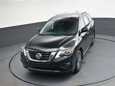 Used 2020 Nissan Pathfinder SV image 34