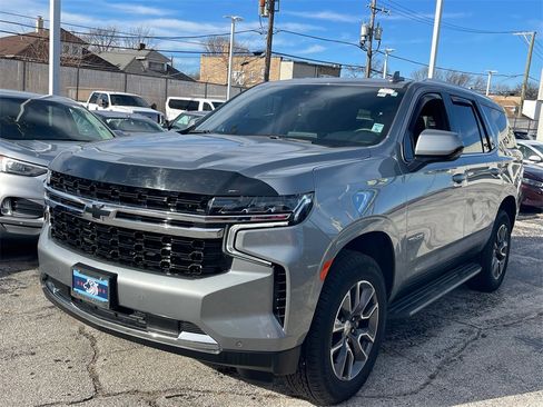 Used 2024 Chevrolet Tahoe LS w/ Driver Alert Package image 3