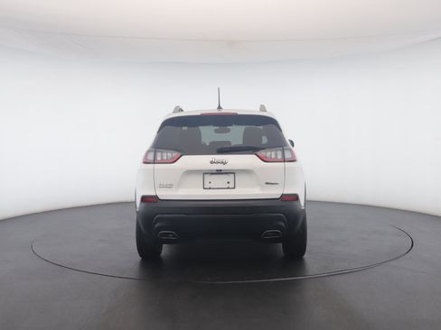 Used 2019 Jeep Cherokee Latitude Plus w/ Comfort/Convenience Group image 21