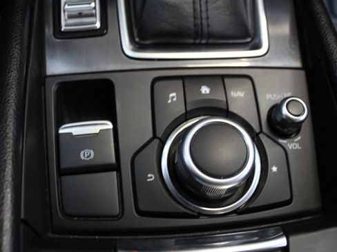 Used 2017 MAZDA MAZDA6 Sport FWD image 23