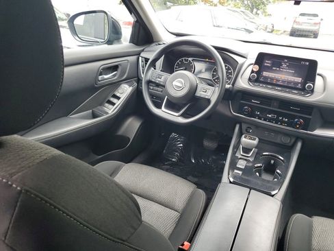 Used 2024 Nissan Rogue SV FWD image 14