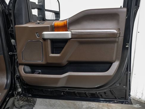Used 2021 Ford F250 King Ranch w/ King Ranch Ultimate Package AWD/4WD image 45