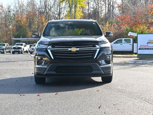 Used 2023 Chevrolet Traverse LT image 28
