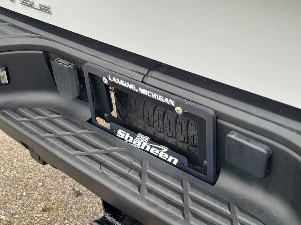 Used 2010 GMC Sierra 1500 SLE w/ All-Terrain Package AWD/4WD image 33