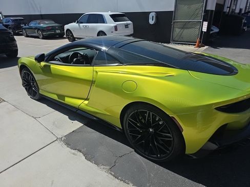 Used 2023 McLaren GT image 4