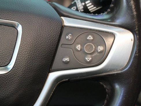 Used 2019 GMC Terrain SLE image 18