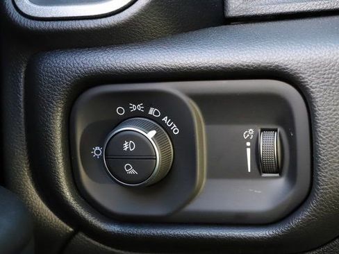 New 2026 RAM 2500 Tradesman AWD/4WD image 30