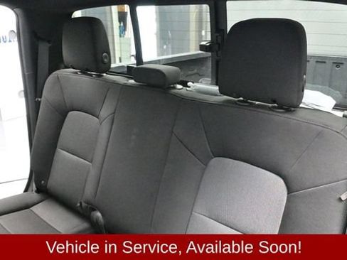 Used 2024 Chevrolet Colorado Z71 w/ Advanced Trailering Package AWD/4WD image 24