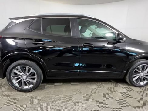 Used 2022 Buick Encore GX Select w/ Sport Touring Package FWD image 4