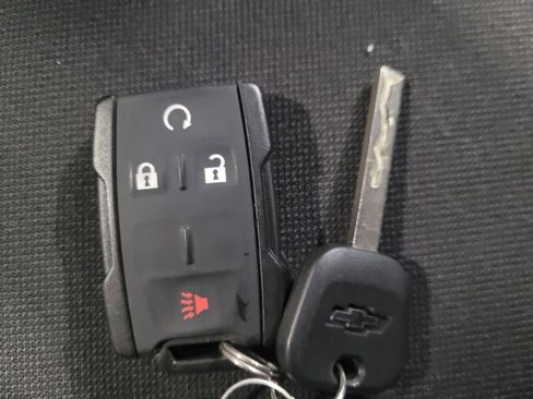 Used 2018 Chevrolet Silverado 1500 LT w/ All Star Edition image 30