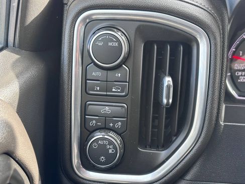 Used 2020 Chevrolet Silverado 1500 LT w/ Trailering Package AWD/4WD image 14