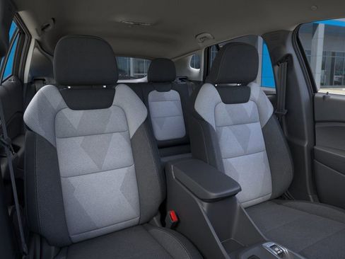 New 2026 Chevrolet Trax LS w/ LS Convenience Package FWD image 16
