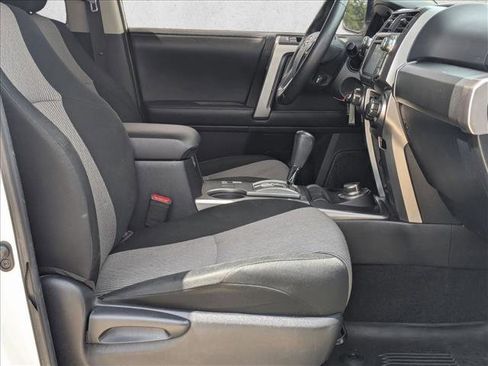 Used 2019 Toyota 4Runner SR5 AWD/4WD image 21