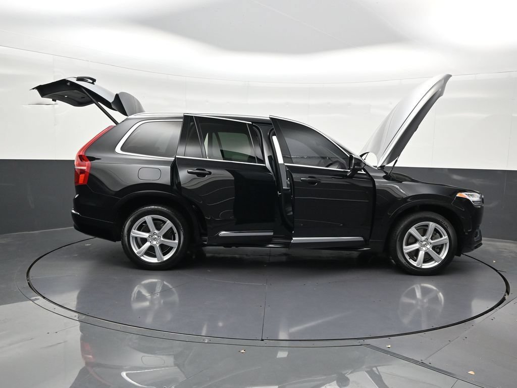 Certified 2024 Volvo XC90 B5 Core AWD/4WD image 31