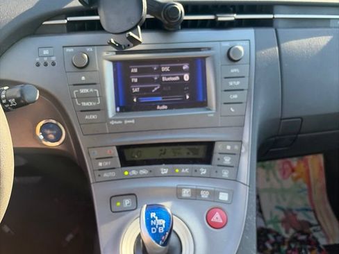 Used 2013 Toyota Prius Three w/ Protection Pkg FWD image 11
