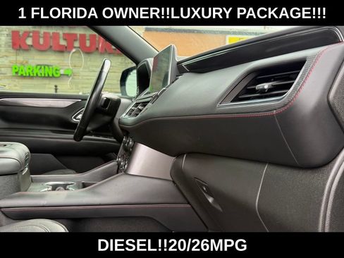 Used 2022 Chevrolet Tahoe RST w/ Luxury Package AWD/4WD image 33