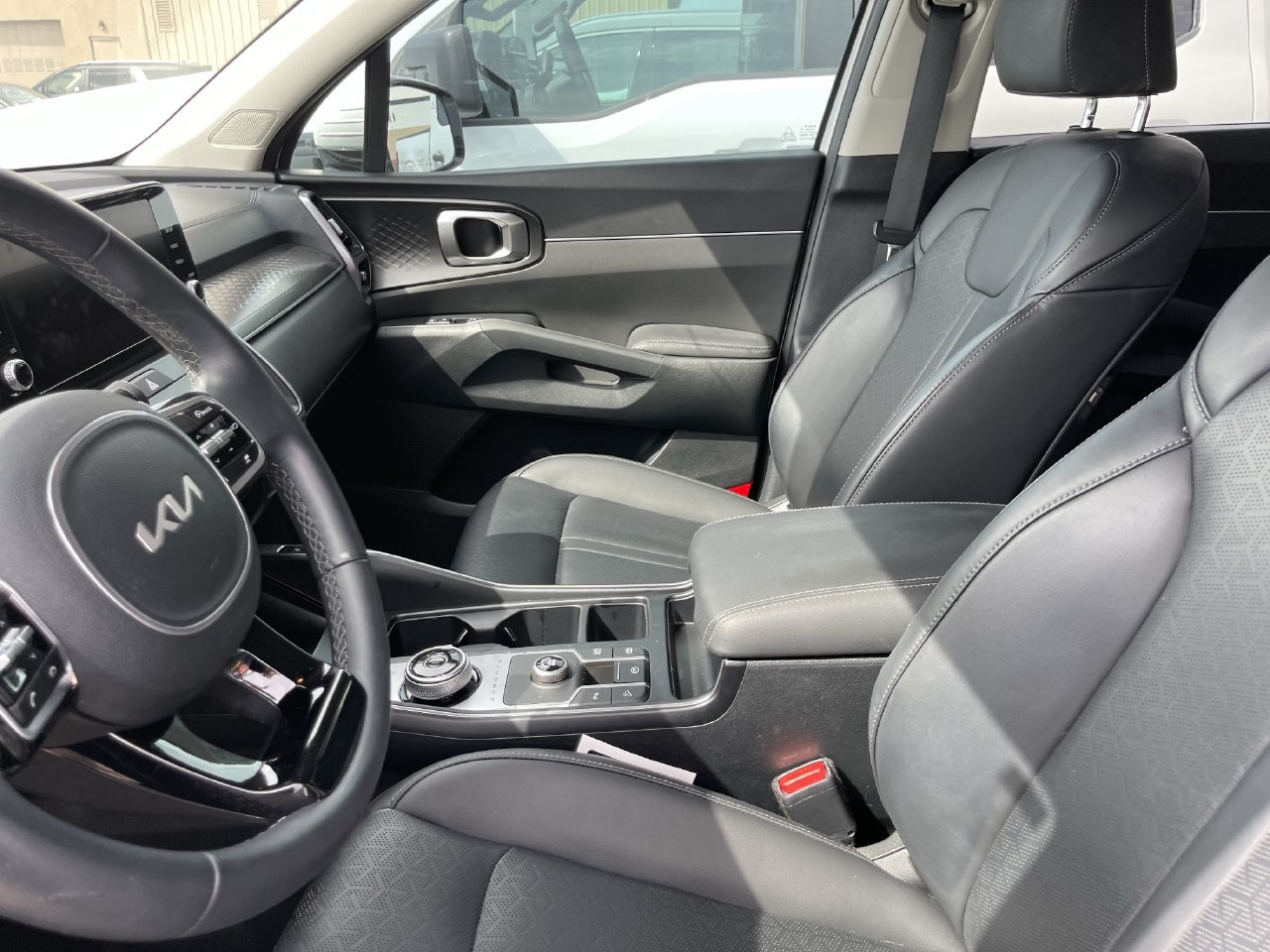 Certified 2023 Kia Sorento EX FWD image 8