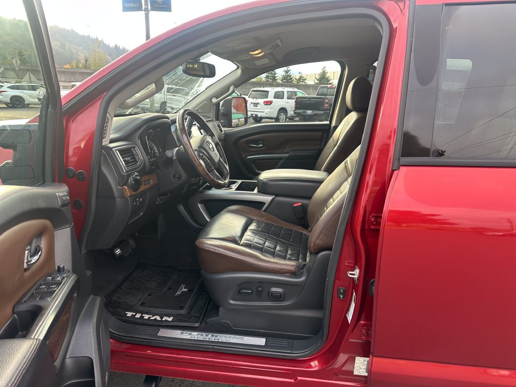 Used 2016 Nissan Titan Platinum Reserve AWD/4WD image 13