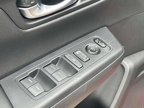 Used 2025 Honda CR-V EX image 15