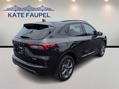 Certified 2023 Ford Escape ST-Line Select w/ Tech Pack #2 AWD/4WD image 7