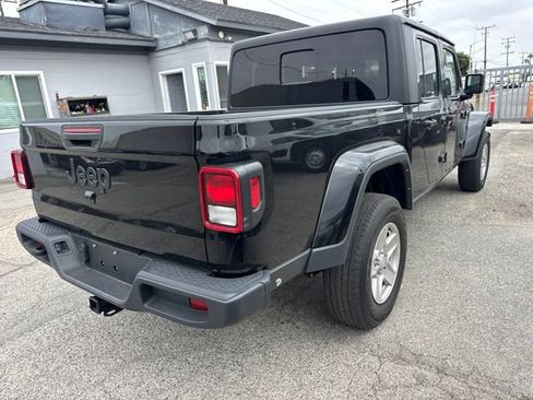 Used 2022 Jeep Gladiator Sport AWD/4WD image 5