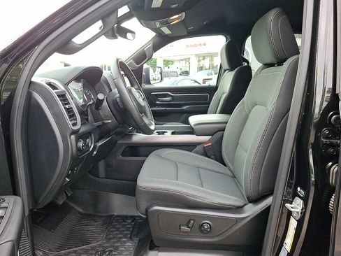Used 2021 RAM 1500 Big Horn AWD/4WD image 13