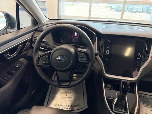 Used 2025 Subaru Outback Onyx Edition AWD/4WD image 31