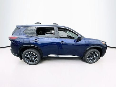New 2026 Nissan Rogue Platinum AWD/4WD image 4