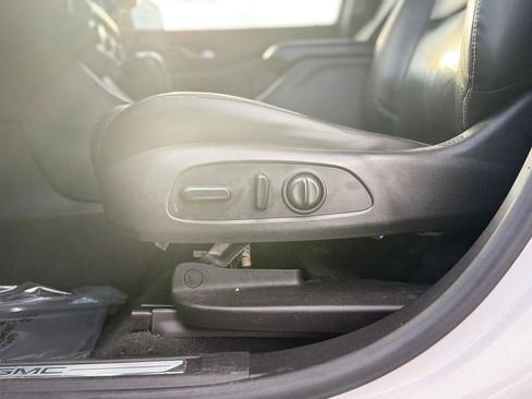 Used 2018 GMC Acadia SLT FWD image 24