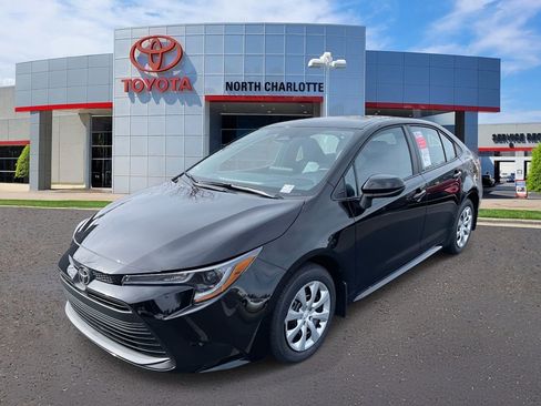 New 2026 Toyota Corolla LE image 5