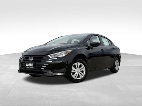 Used 2025 Nissan Versa S w/ Trunk Package image 7