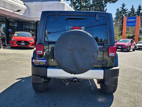 Used 2011 Jeep Wrangler Unlimited Sahara w/ Dual Top Group image 5