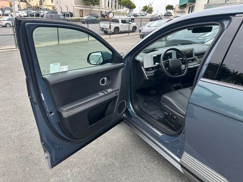 Used 2024 Hyundai Ioniq 5 Limited RWD image 9
