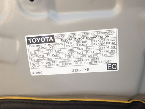 Used 2011 Toyota Prius Five image 27