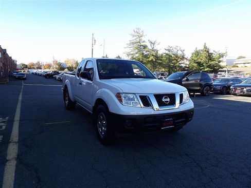 Used 2020 Nissan Frontier S image 2