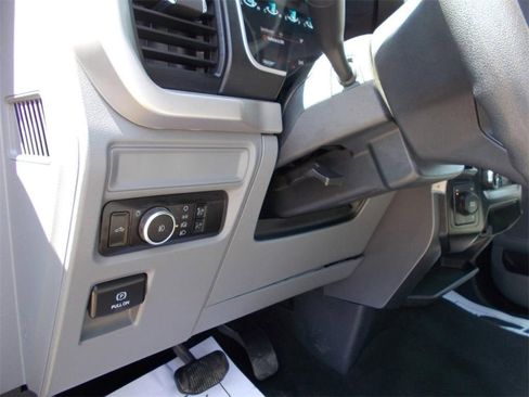 Used 2023 Ford F150 XLT image 17