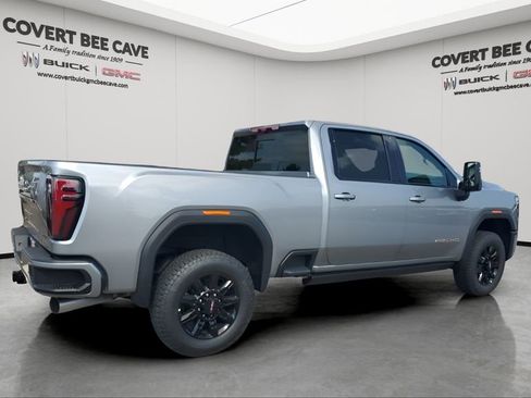New 2026 GMC Sierra 2500 AT4 w/ AT4 Premium Plus Package image 10