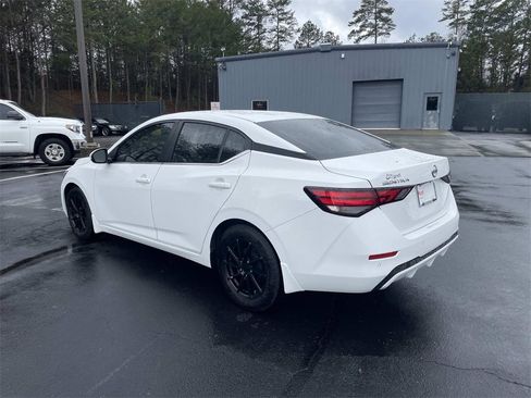 Used 2023 Nissan Sentra S image 5