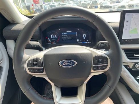New 2026 Ford Explorer Active w/ Active Comfort Package AWD/4WD image 17
