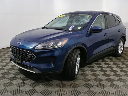 Used 2020 Ford Escape SE image 5