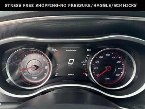 Used 2018 Dodge Charger R/T image 25