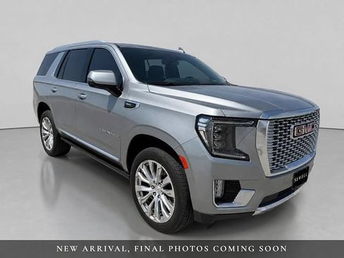 Used 2024 GMC Yukon Denali AWD/4WD image 4