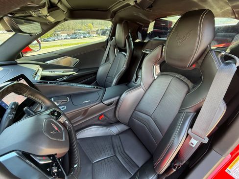 Used 2024 Chevrolet Corvette Stingray 2LT w/ GT2 BUCKET SEA image 15