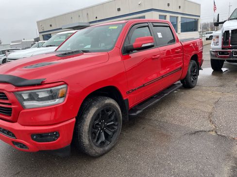 Used 2019 RAM 1500 Sport w/ Level 2 Equipment Group image 5