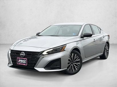Used 2024 Nissan Altima 2.5 SV