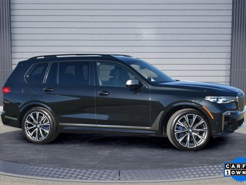 Used 2022 BMW X7 M50i w/ Cold Weather Package image 3
