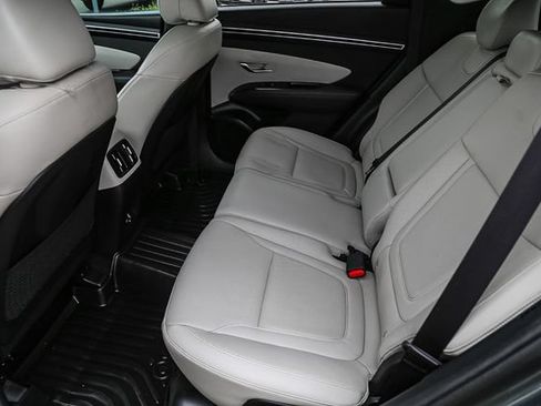 Certified 2022 Hyundai Tucson Limited FWD image 22