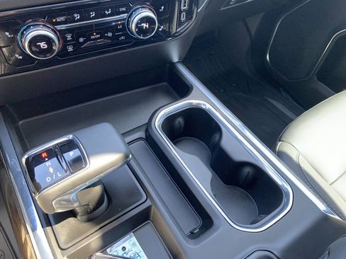 Used 2024 GMC Sierra 1500 Elevation w/ Elevation Premium Package image 21